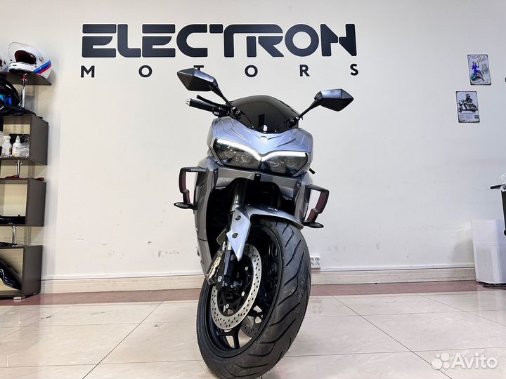 Электромотоцикл Panigale S