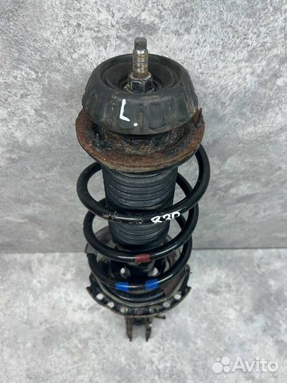 Амортизатор передний левый Hyundai Solaris 2012