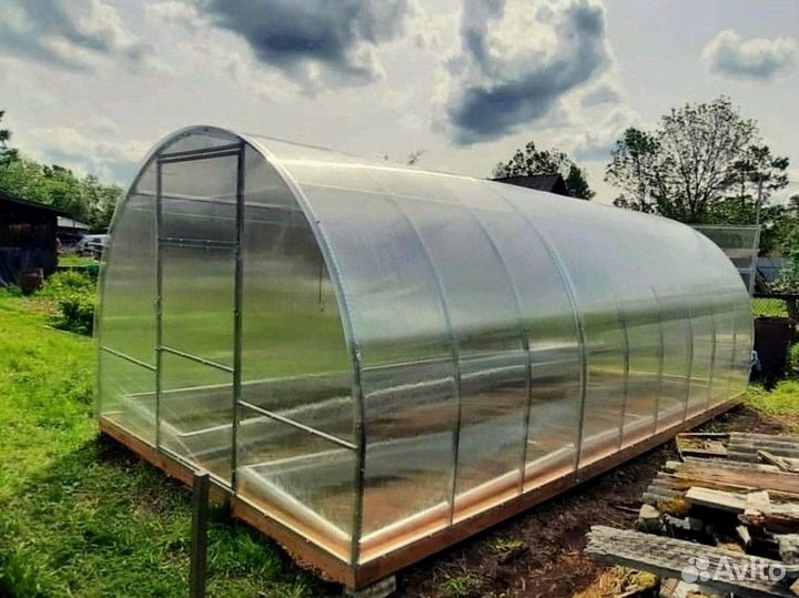 Теплица из поликарбоната