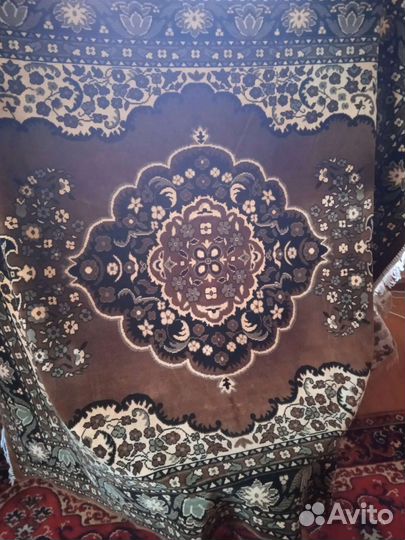 Велюровый комплект скатерть +дивандеки