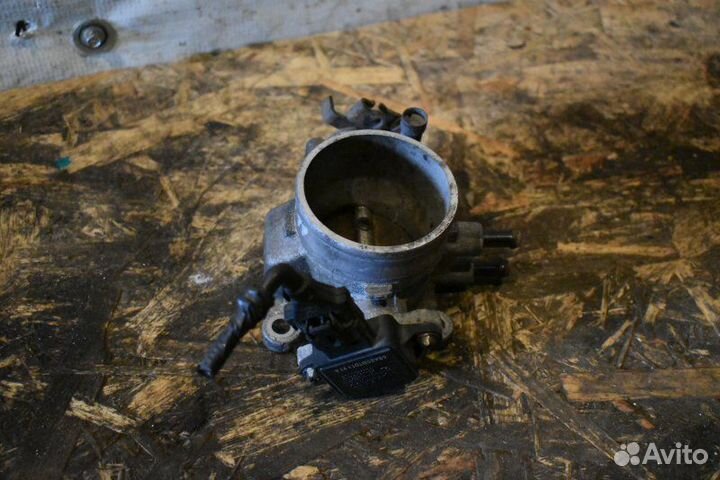 Дросельная заслонка Hyundai Tucson 1 поколение