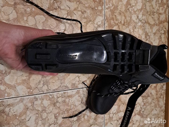 Лыжные ботинки маломерки 37