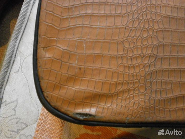 Чемодан советский