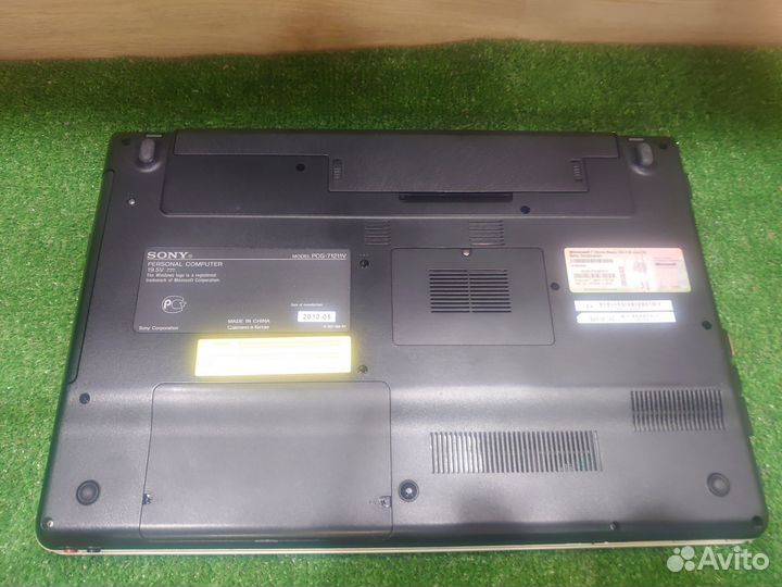 Ноутбук Sony vaio i3