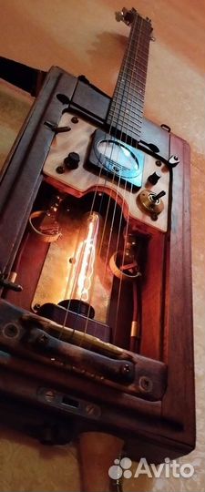 Продаю светильник настенный 