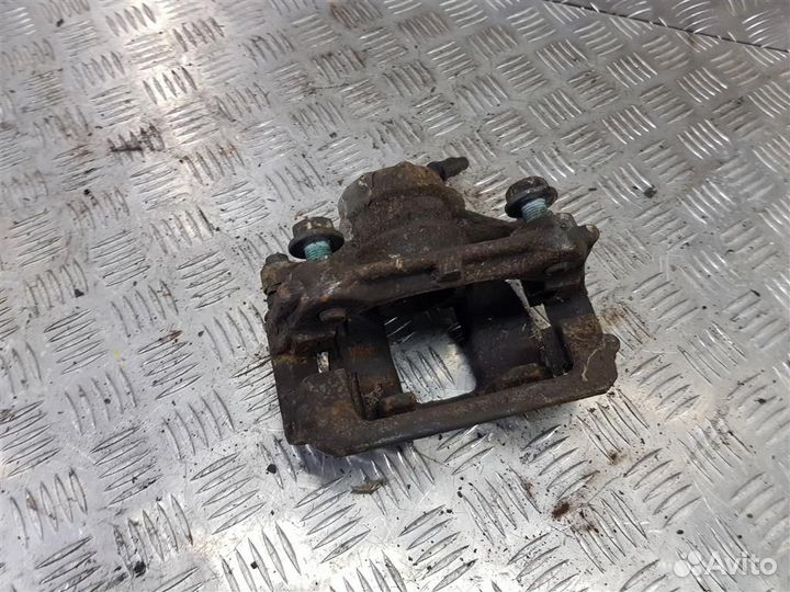 Суппорт задний правый Мерседес Sprinter (906)