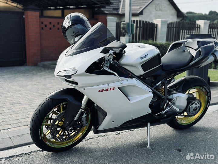 Ducati 848