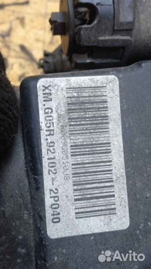 Фара правая Kia Sorento XM 2.2 2010