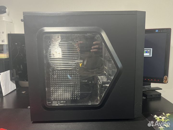 Компьютер MSI Intel i3 7100, ddr4 16gb, ssd 240gb