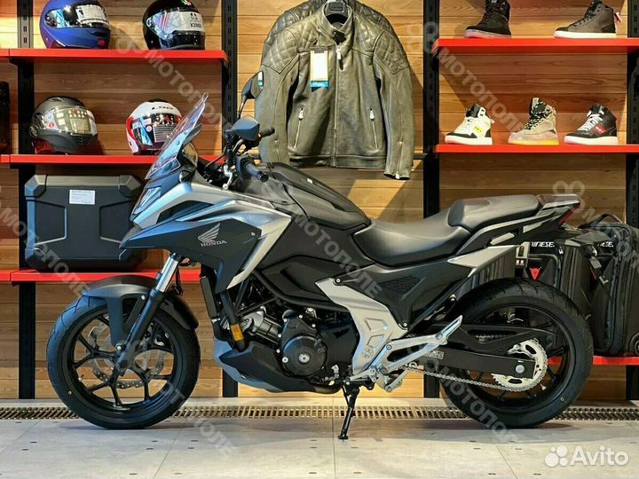 Мотоцикл Honda NC750X black metallic