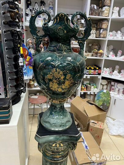 Напольна ваза