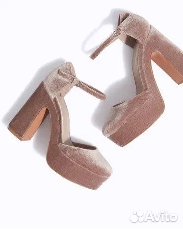 Туфли Stradivarius