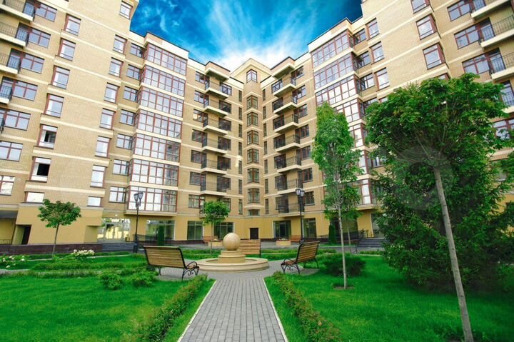 4-к. квартира, 190 м², 8/8 эт.