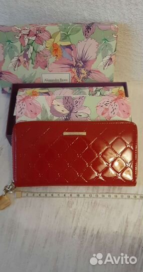 Кошелек женский кожаный