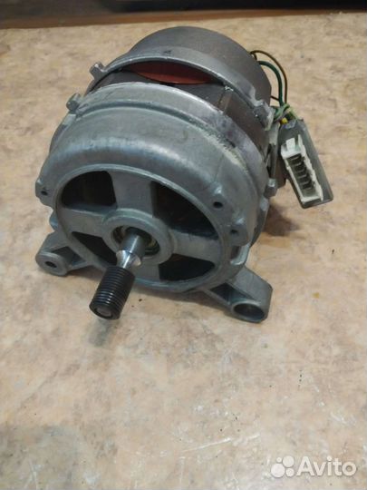 Двигататель стиральной машины