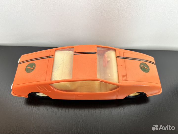 Игрушка СССР гоночный автомобиль