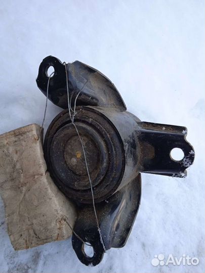 Опора двигателя правая Solaris Kia Rio