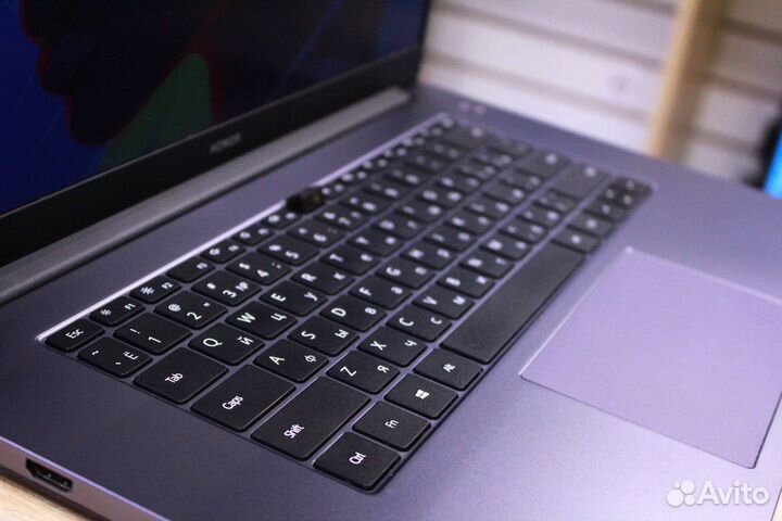 Ультрабук honor \ Core i5 \ 8GB \ SSD 512 \ IPS