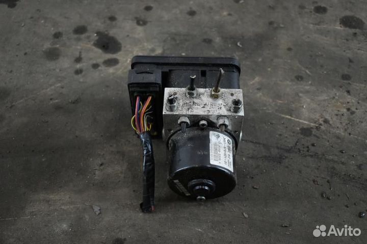 Блок ABS Bmw 1-Series 1 поколение N45B16AB 2004