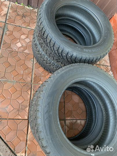 Nordman Nordman 4 215/60 R16 99T