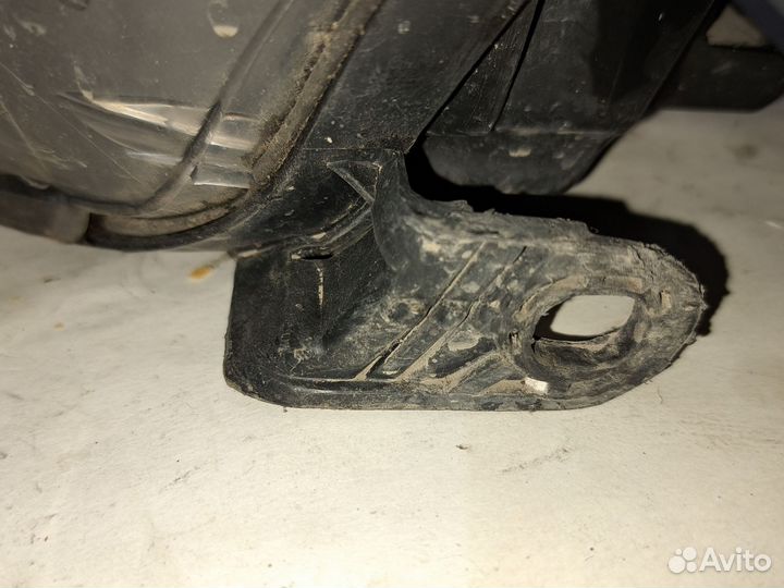 Фара передний левый Hyundai Solaris 1 до рест