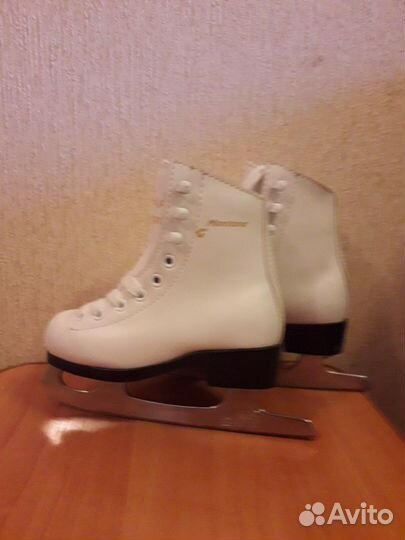 Фигурные коньки