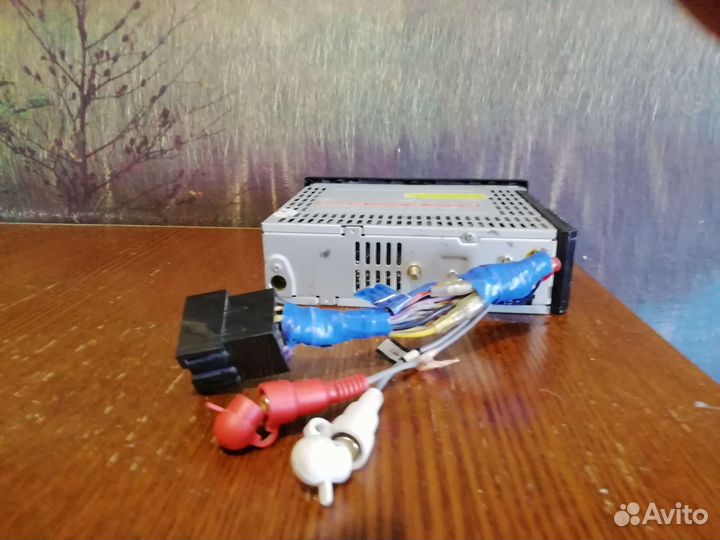 Автомагнитола Philips CEM 210/51