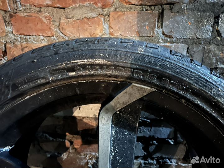 Landsail LS588 UHP 245/40 R18 27Z