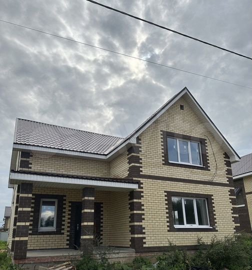 Дом 195 м² на участке 7,5 сот.