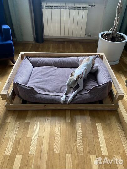 Лежанка 120*85 деревянная и матрас (без собаки:)