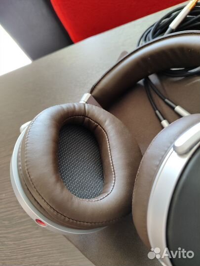 Проводные наушники Denon AH-D5200