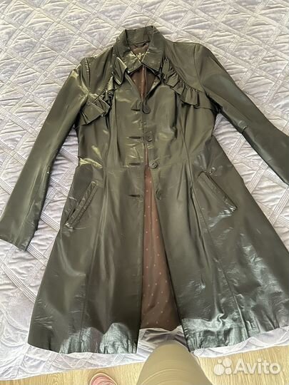 Кожаный плащ женский