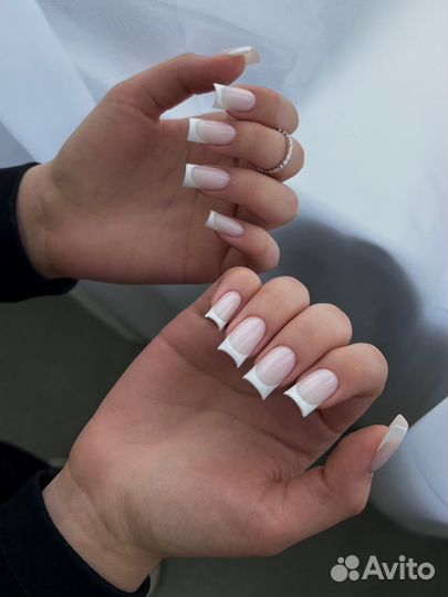 Маникюр, наращивание ногтей