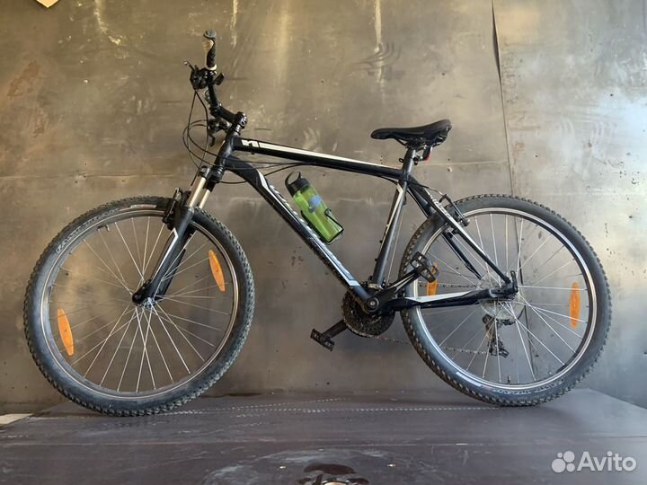 Велосипед Specialized Hardrock 26