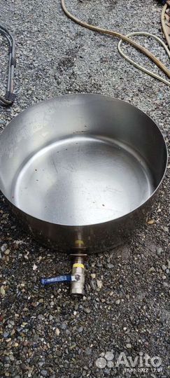 Кастрюля из нержавеющей стали