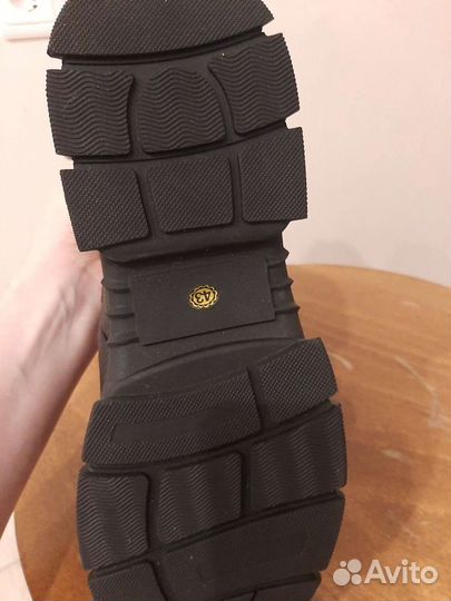 Ботинки женские