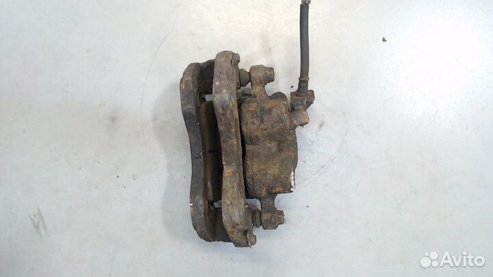 Суппорт Mitsubishi Montero Sport / Pajero Sport, 2