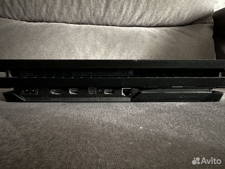Sony playstation 4 pro 1tb