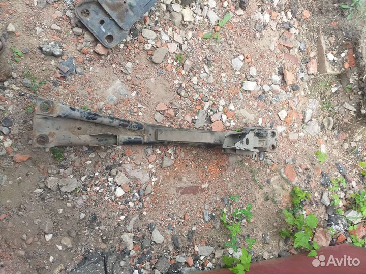 Балка продольная nissan almera N16 N15