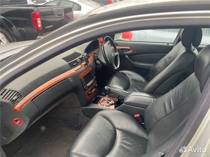 Разбор на запчасти Mercedes S W220