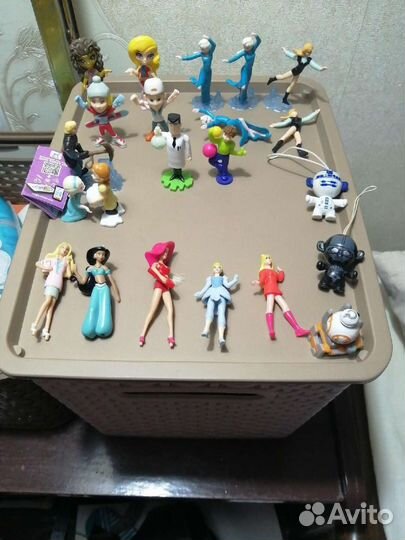 Фигурки киндер сюрприз.минилента-много