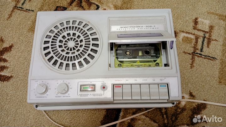 Кассетный магнитофон Электроника 302