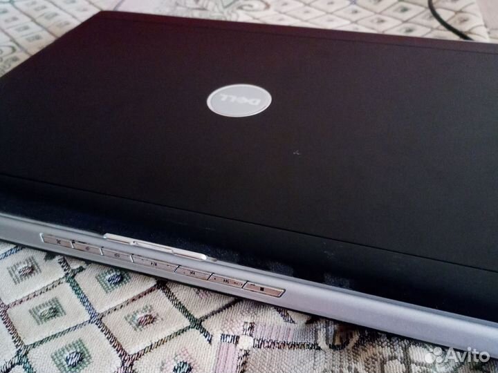 Dell Inspiron 1720
