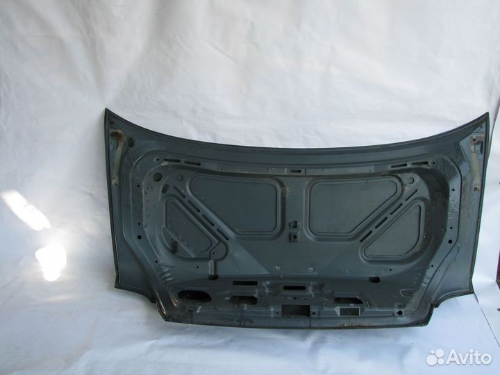 BMW 7-Series E38 Крышка багажника