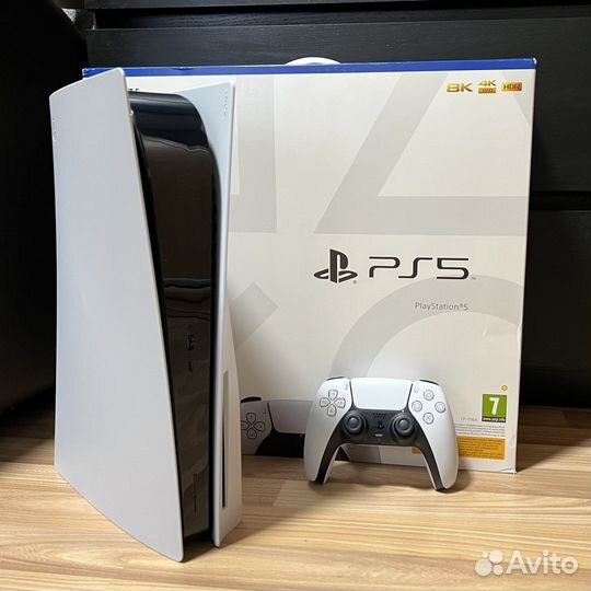 PlayStation 5 (1216A) + Подписка Deluxe