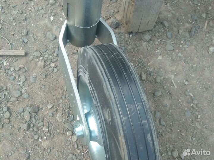 Опорное колесо