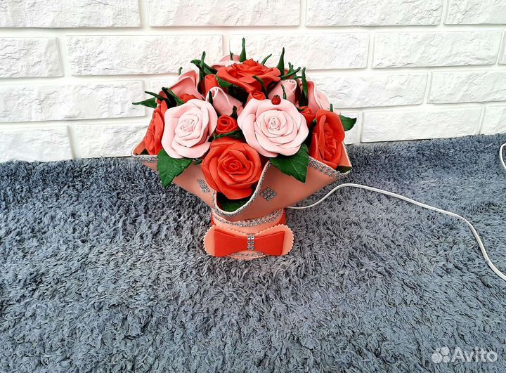 Светильник роза из изолона