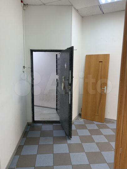 Торговая площадь, 160 м²