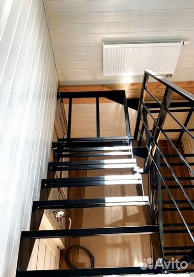 Лестничиный металлокаркас