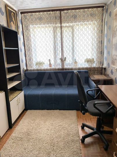 Комната 10 м² в 3-к., 1/2 эт.